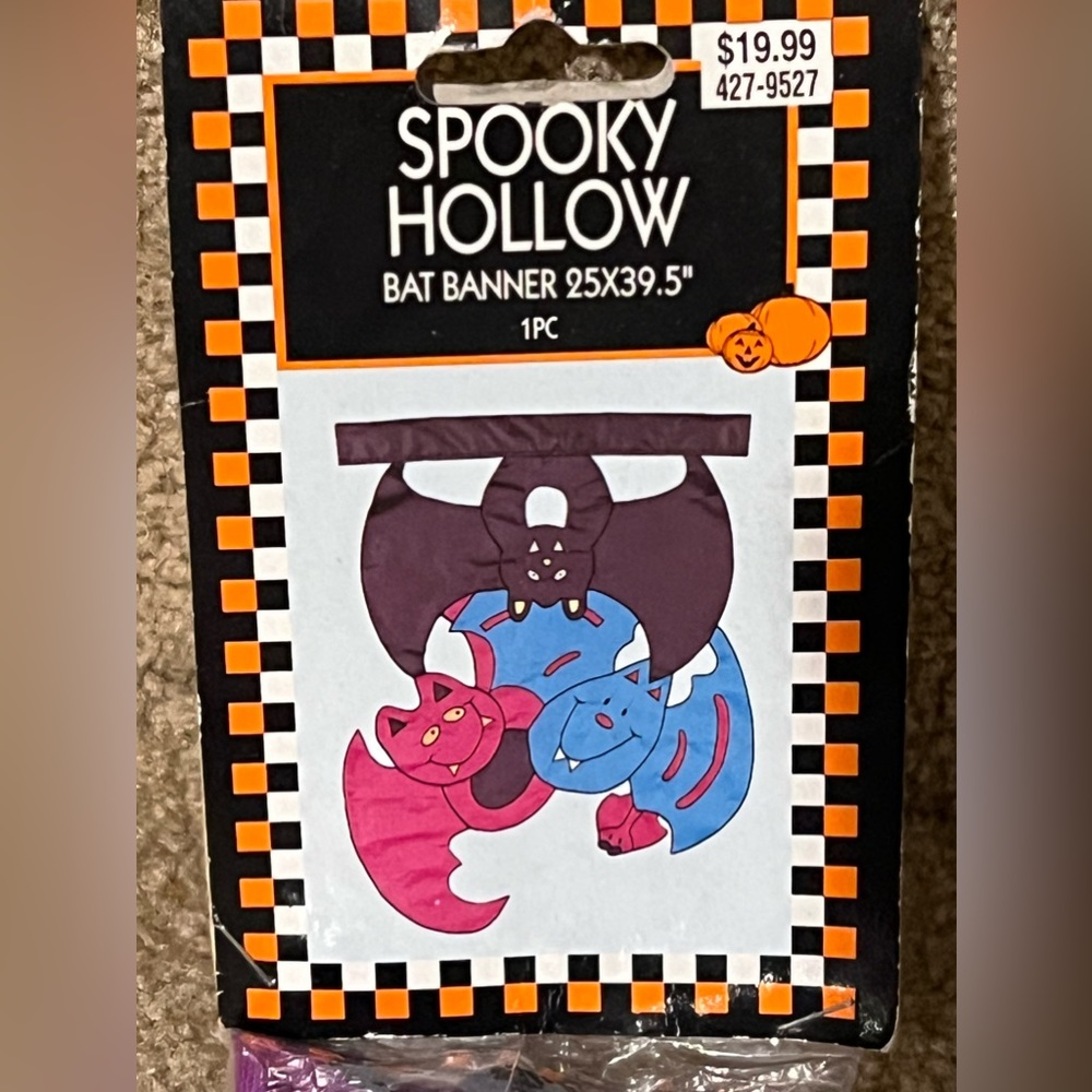 New Spooky Hallow Bat Banner Flag Halloween decor 25” x 35”